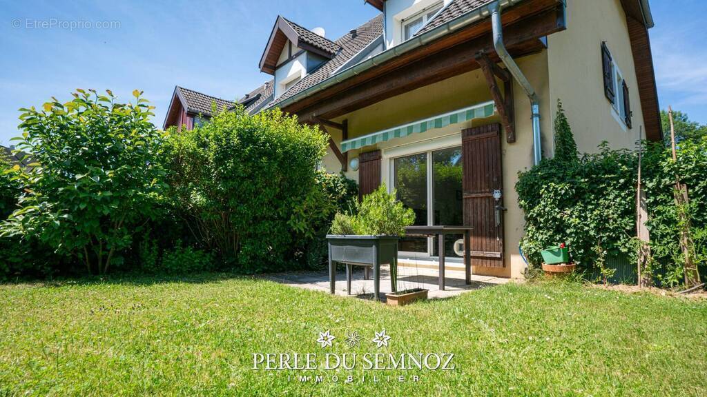 Appartement à QUINTAL