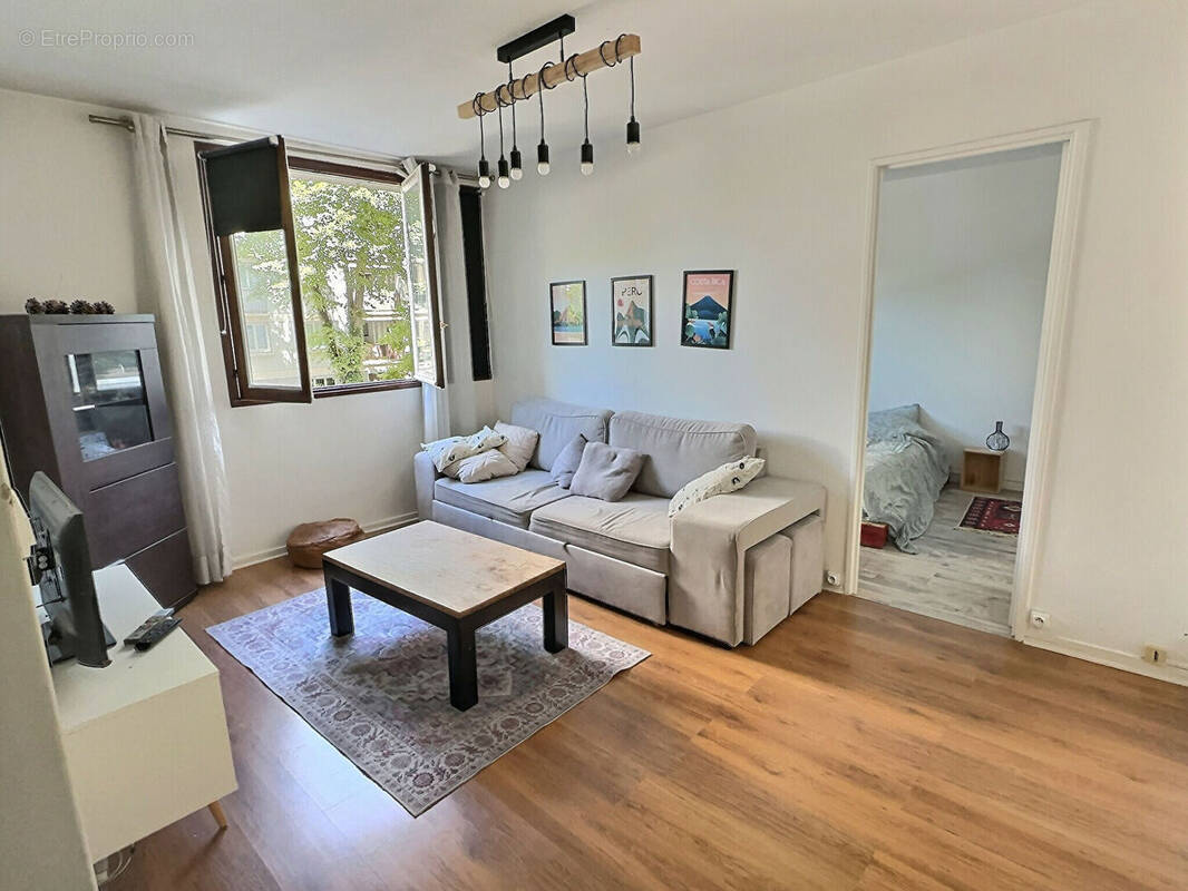 Appartement à IVRY-SUR-SEINE
