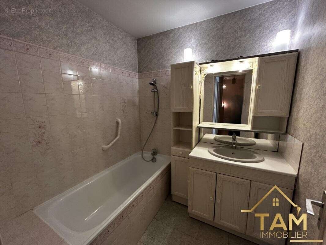 Appartement à MAUREPAS