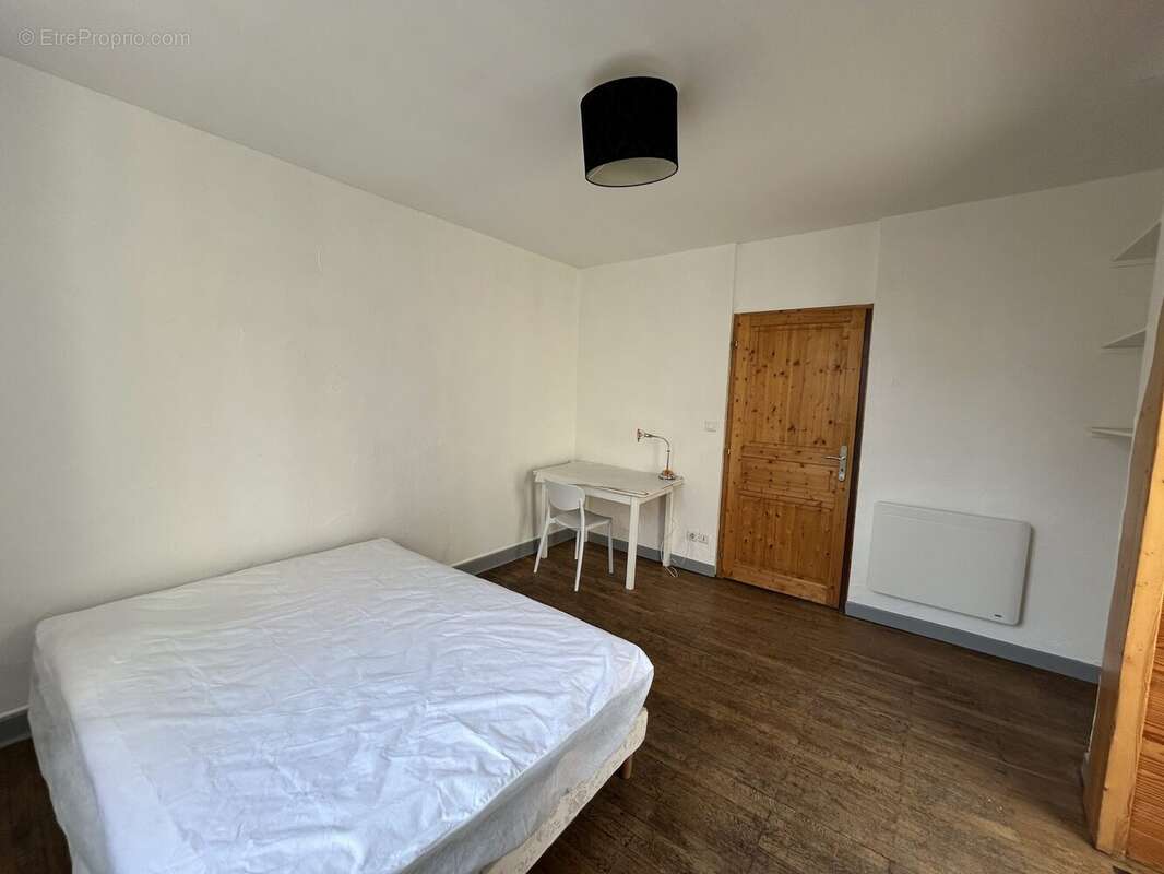 Appartement à PRIVAS