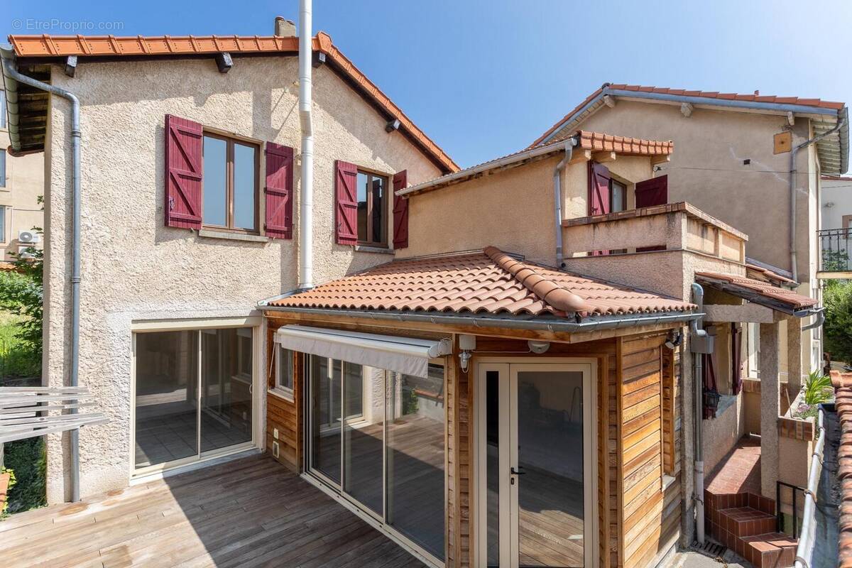 Photo 1 - Maison à CLERMONT-FERRAND