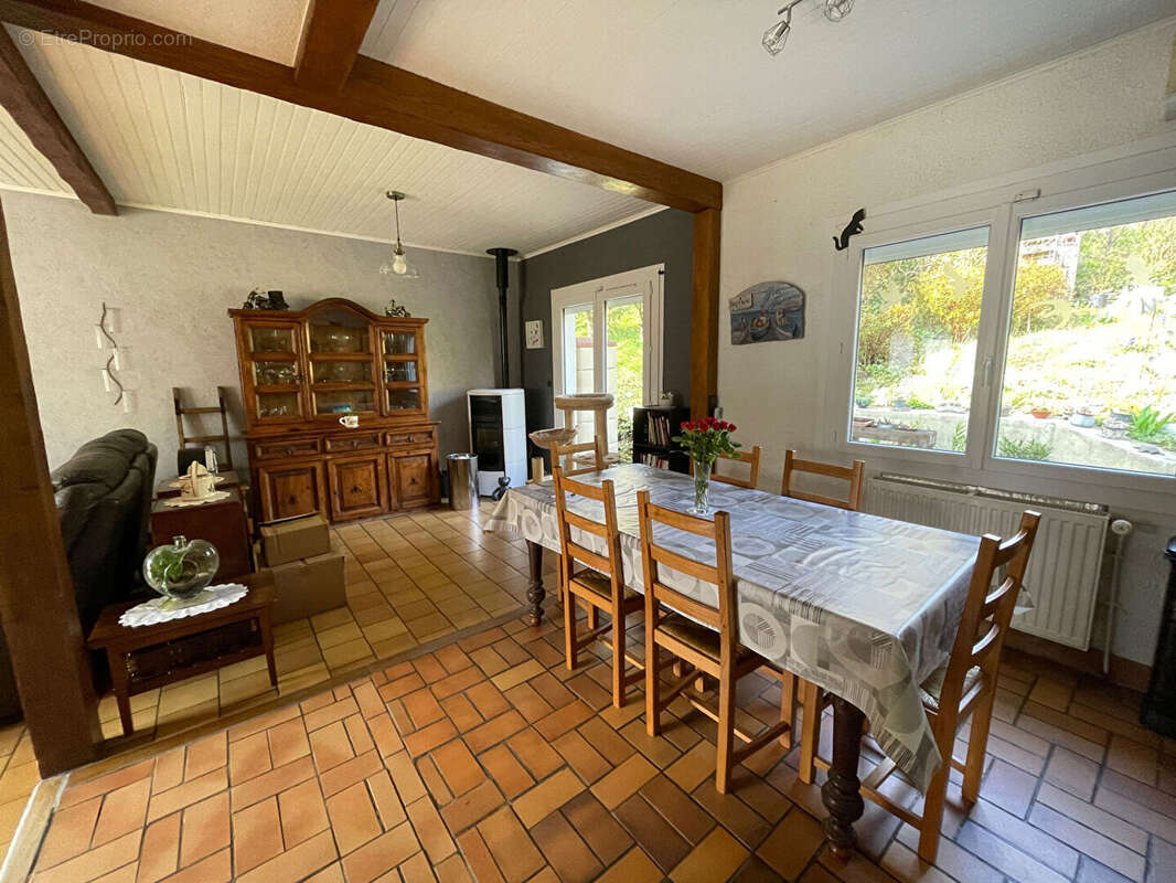 Maison à CHALOU-MOULINEUX