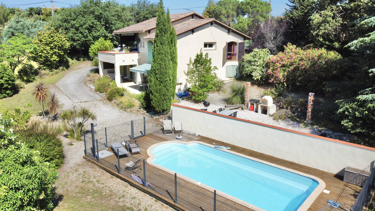 Maison à VILLELONGUE-DELS-MONTS