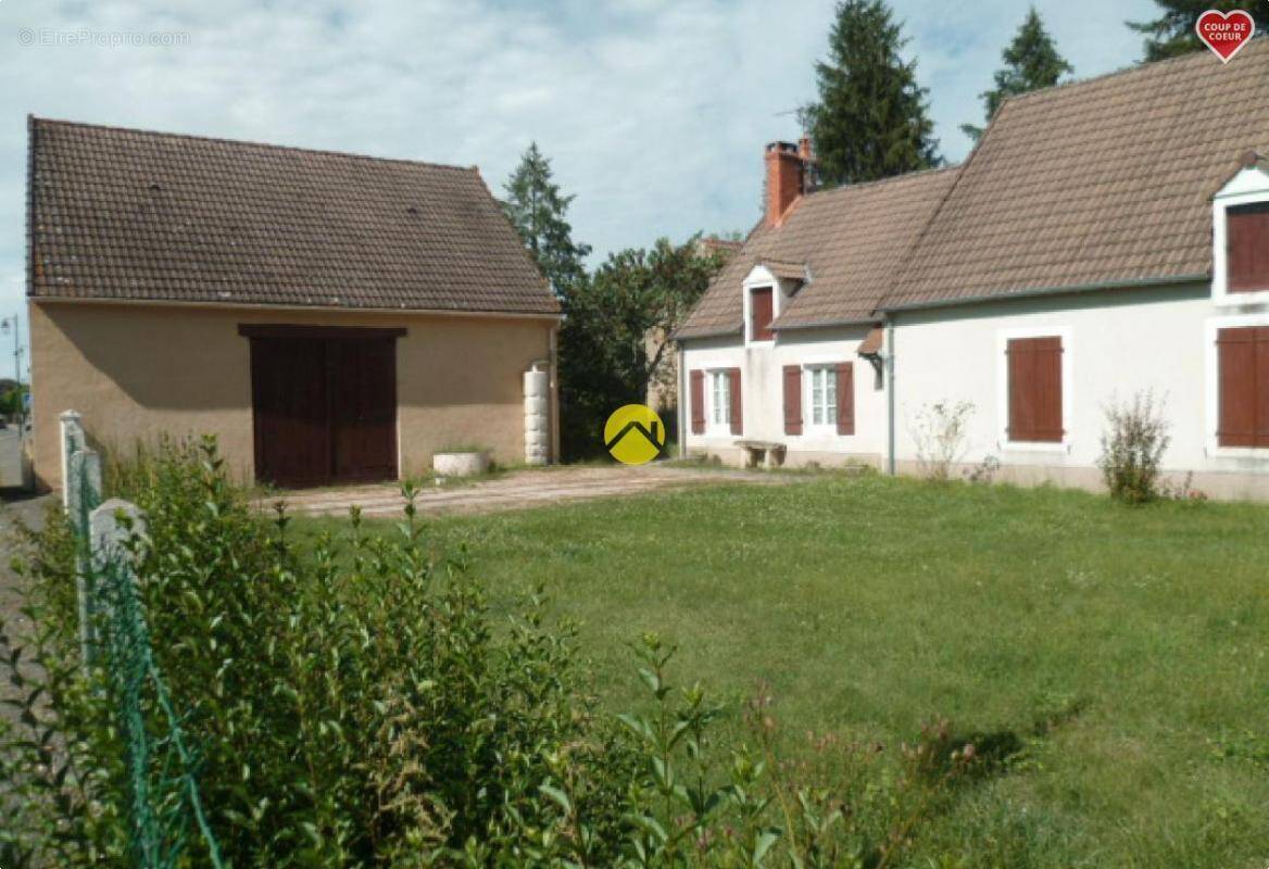 Maison à SAINT-AMAND-MONTROND
