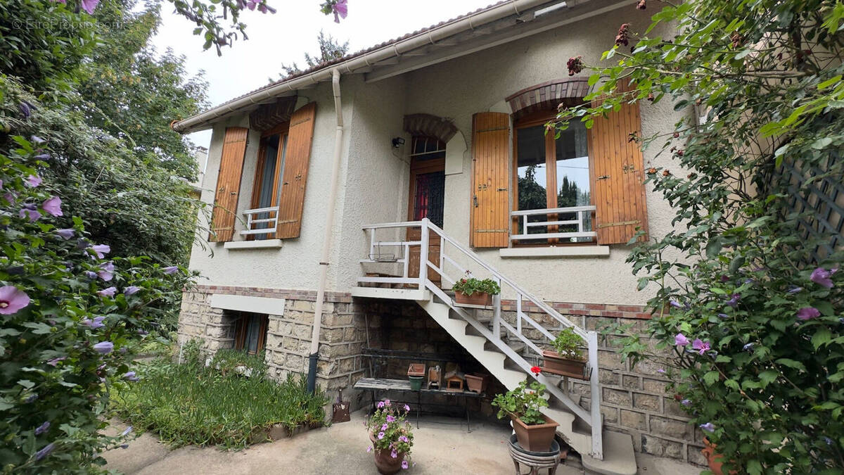 Maison à COLOMBES