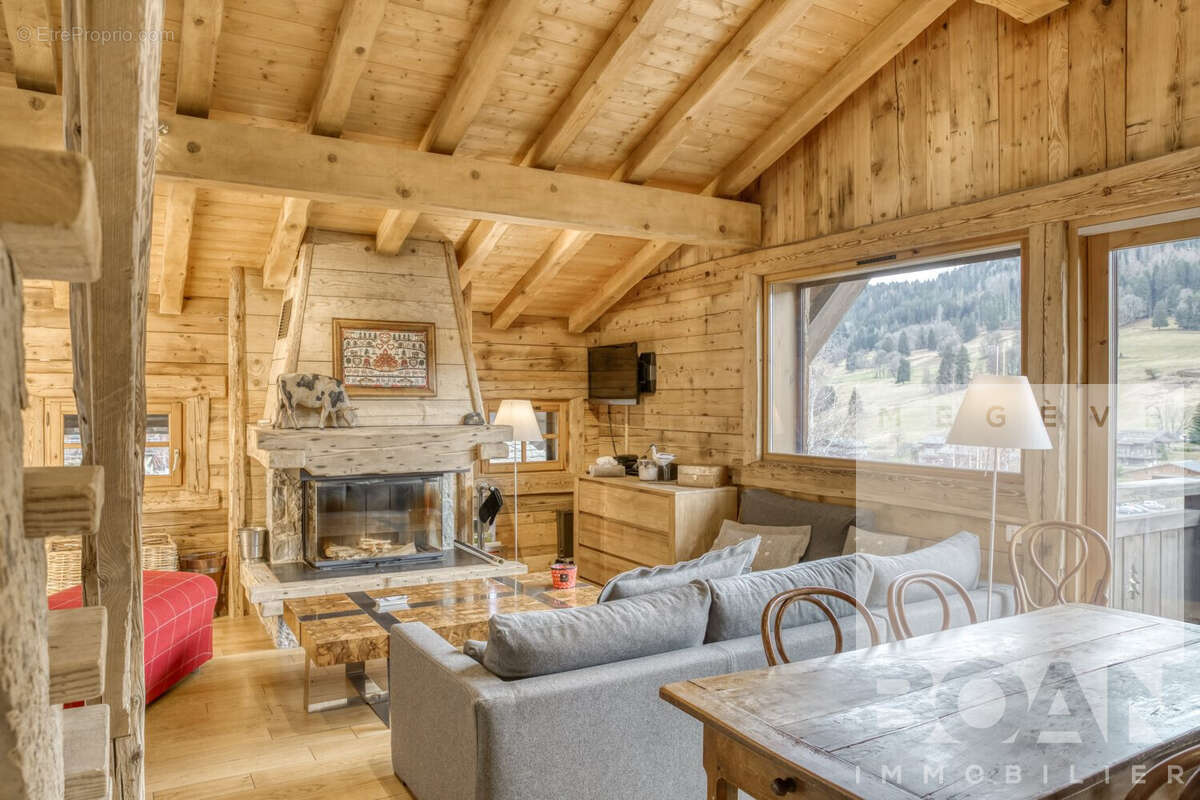 Appartement à DEMI-QUARTIER