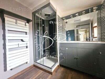 Appartement à LORGUES