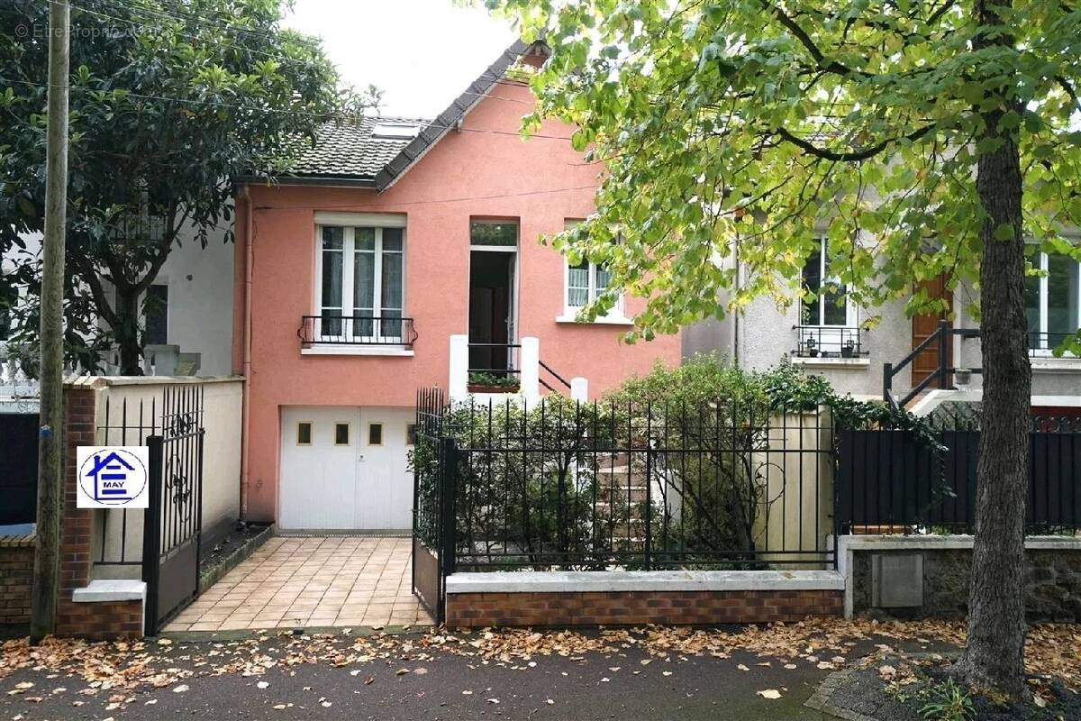 Maison à AULNAY-SOUS-BOIS