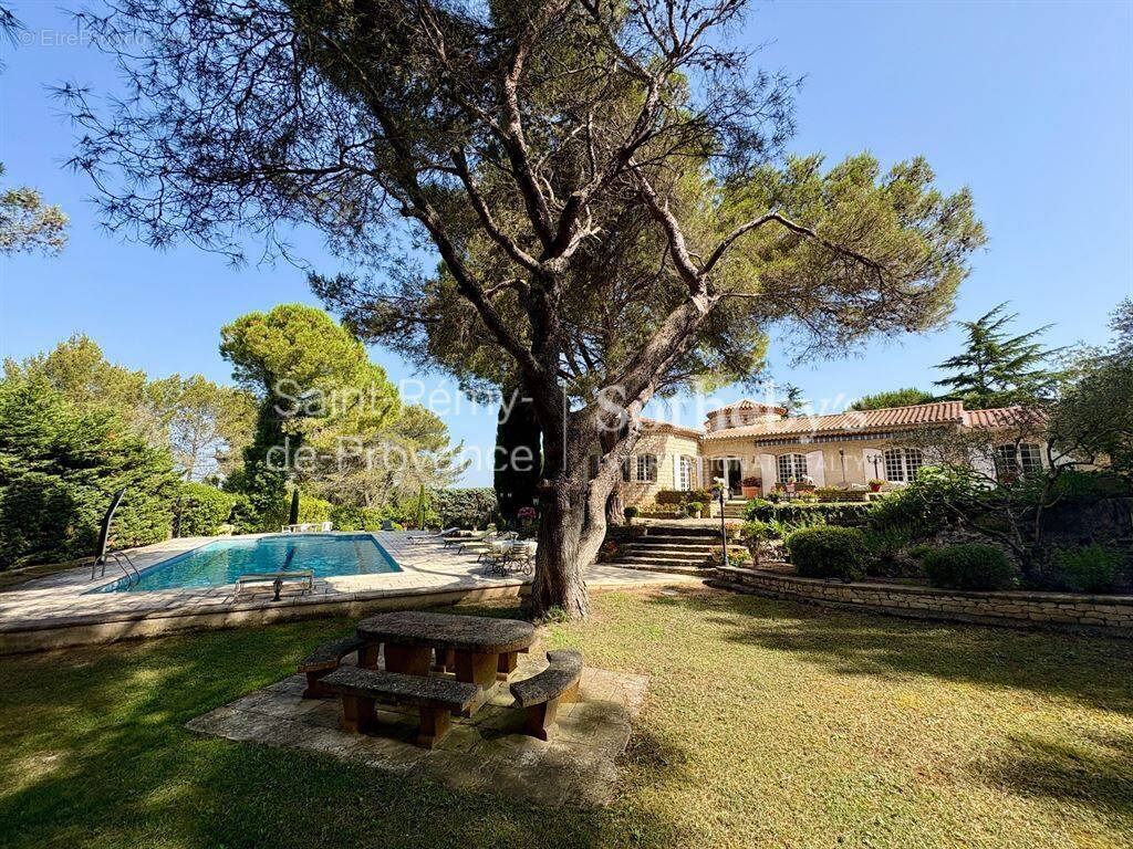 Maison à PLAN-D&#039;ORGON