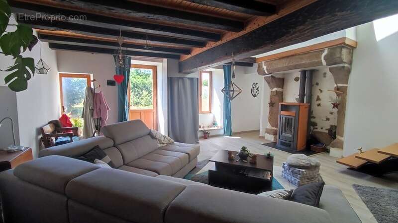 Maison à LA FORET-SUR-SEVRE