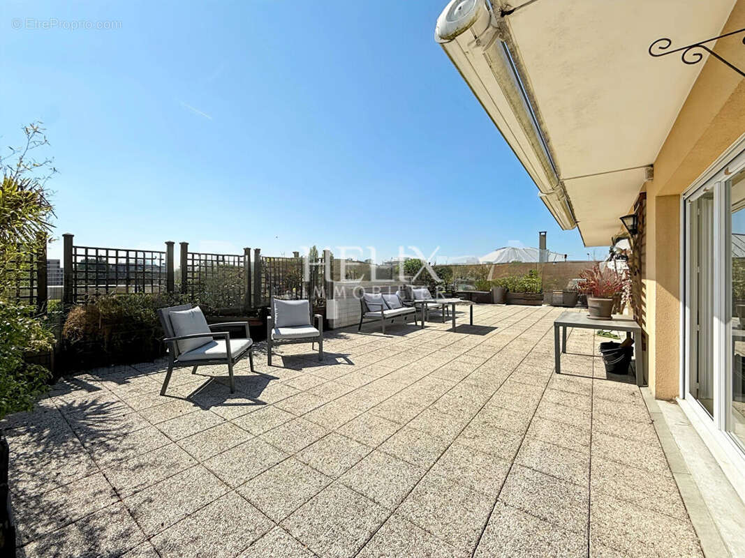 Appartement à ELANCOURT