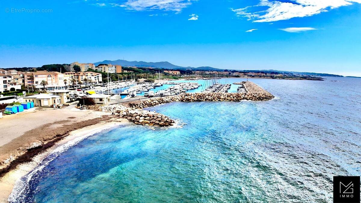 Appartement à SIX-FOURS-LES-PLAGES