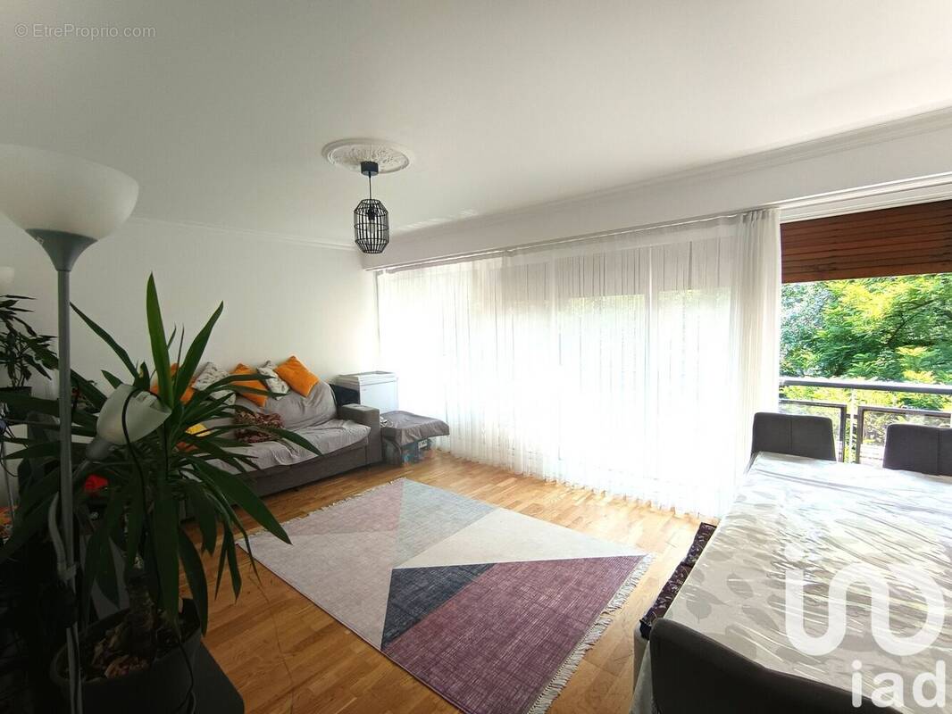 Photo 1 - Appartement à SARCELLES