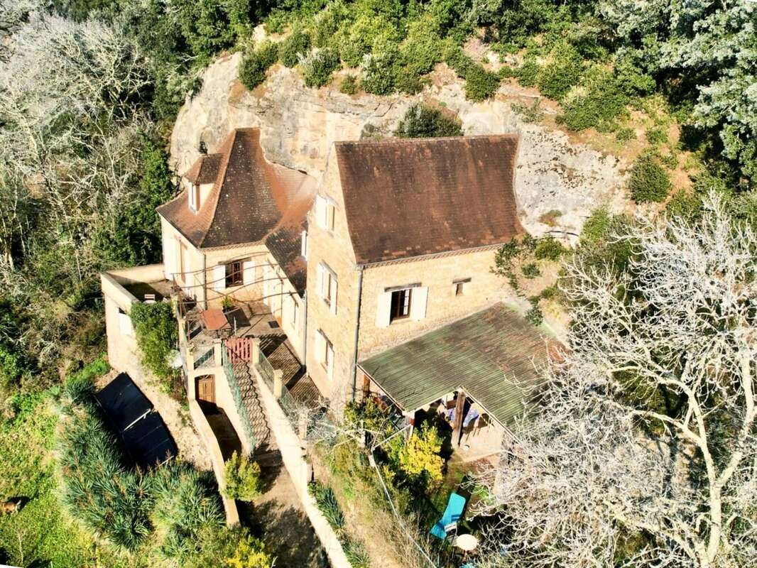 Maison à LA ROQUE-GAGEAC