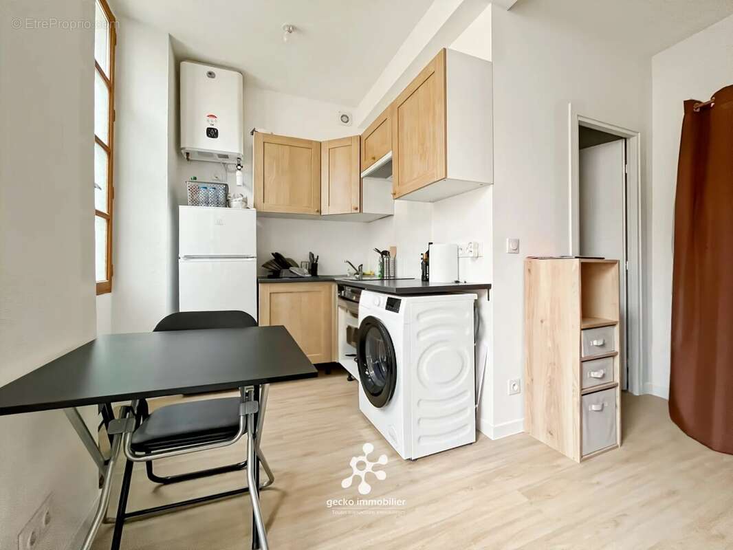 Appartement à CONTES