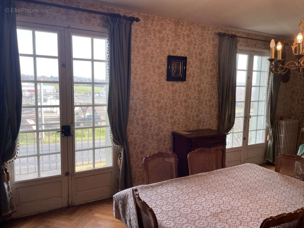 Maison à LUBERSAC