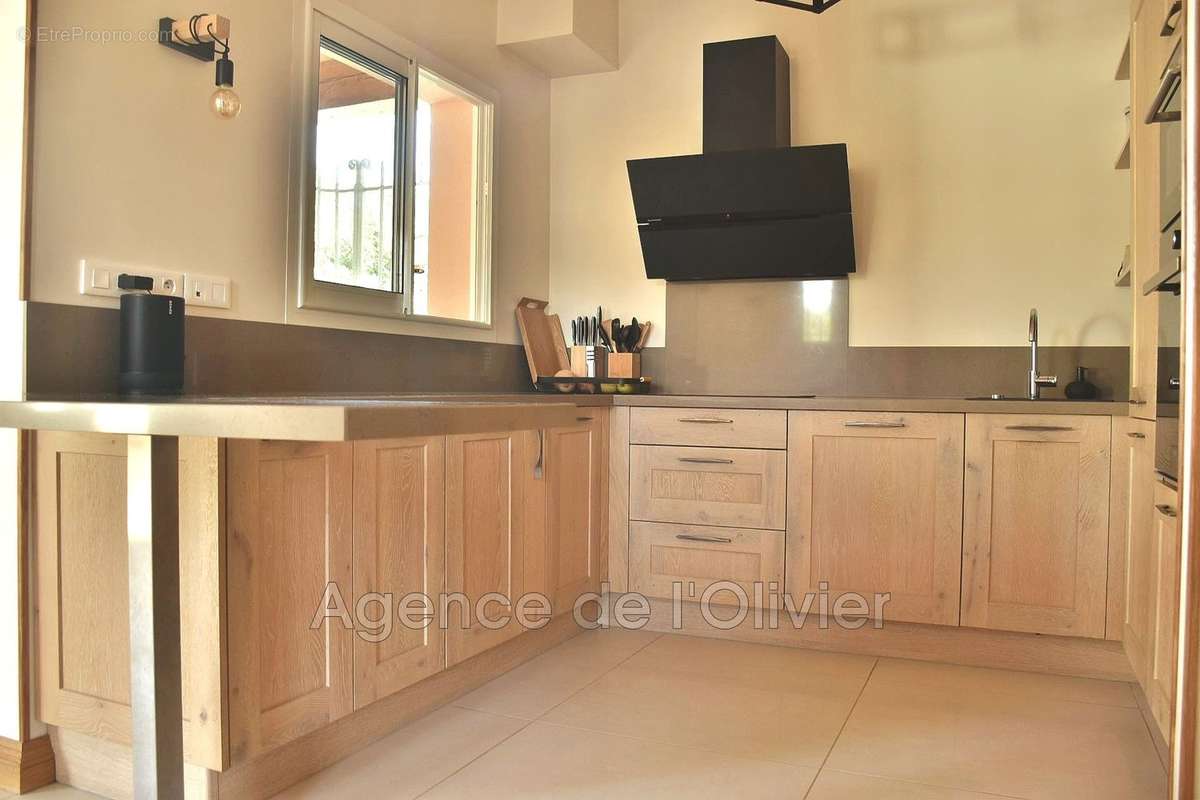 Maison à BIOT