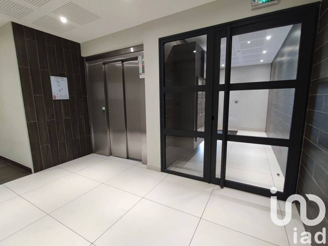 Photo 1 - Appartement à SAINT-RAPHAEL