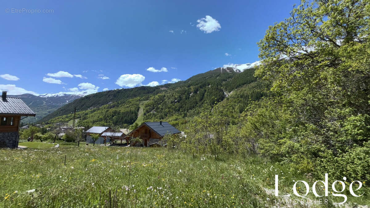 Terrain à PELVOUX