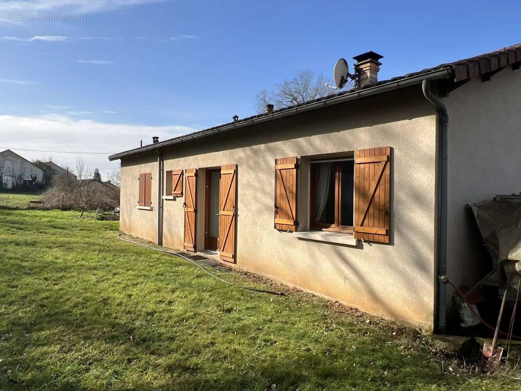 Maison à PERSAC
