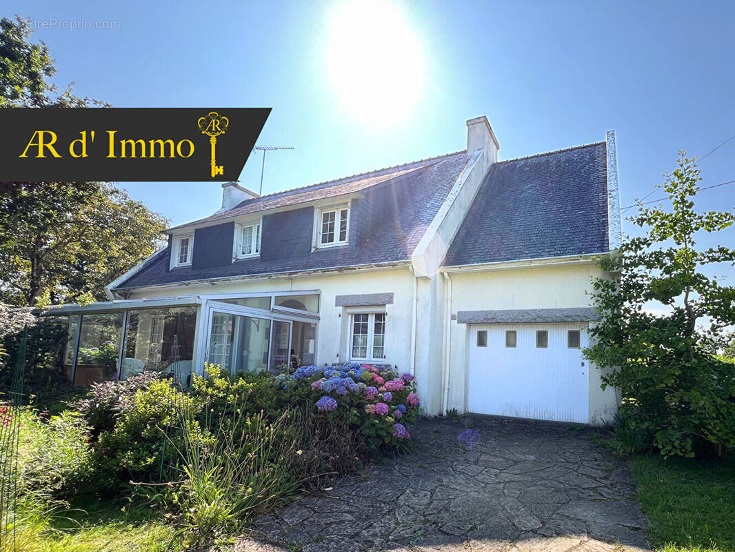 Maison à MELGVEN