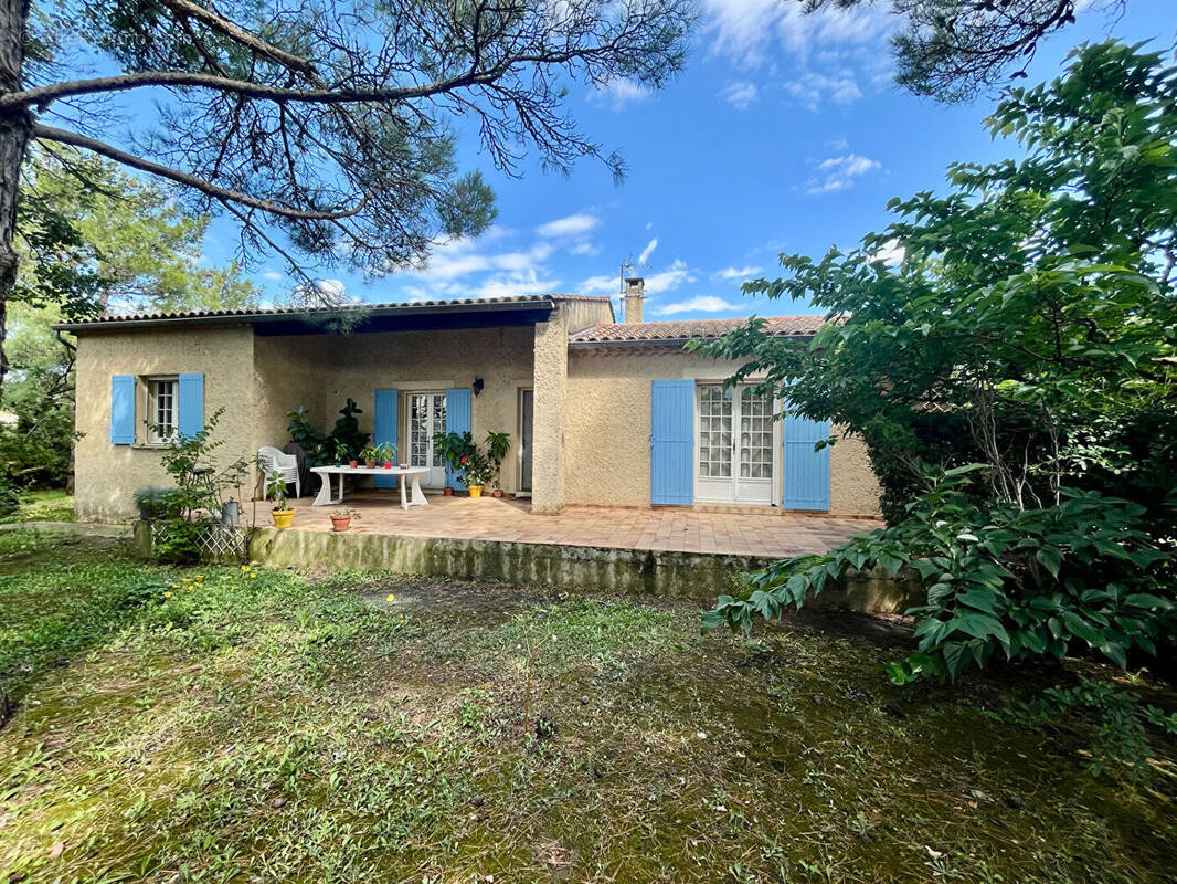 Maison à ROBION