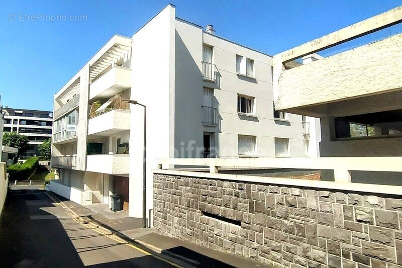 Appartement à CHAMALIERES