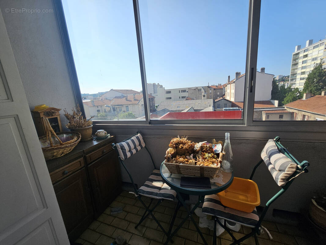 Appartement à SAINT-ETIENNE