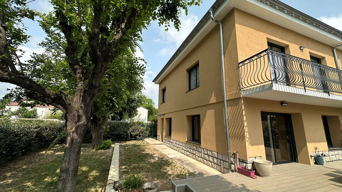 Maison à AIX-EN-PROVENCE