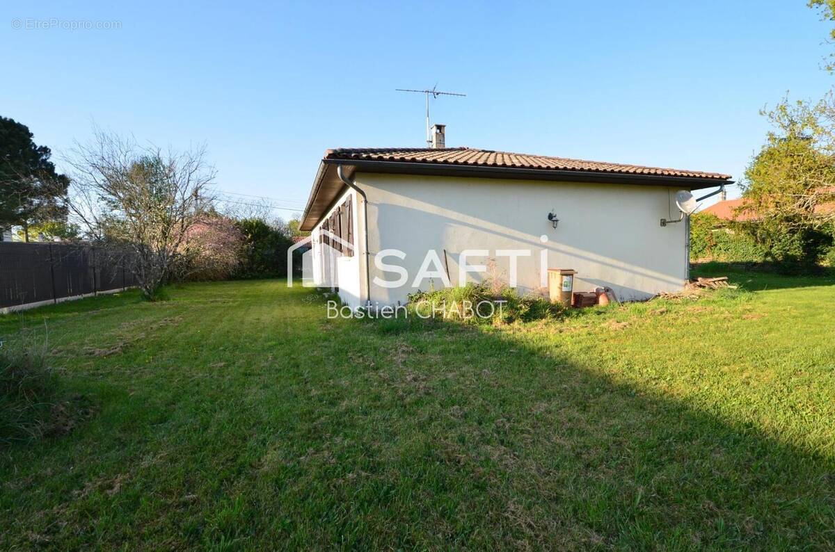 Photo 1 - Maison à MARTIGNAS-SUR-JALLE