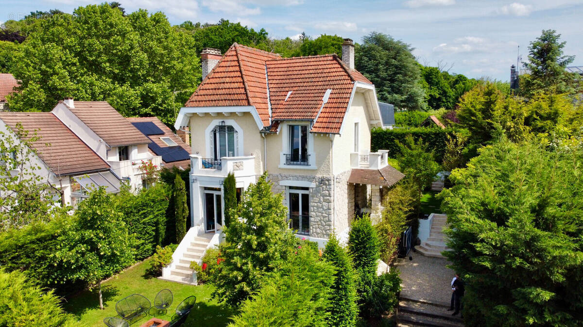 Maison à MONTMORENCY