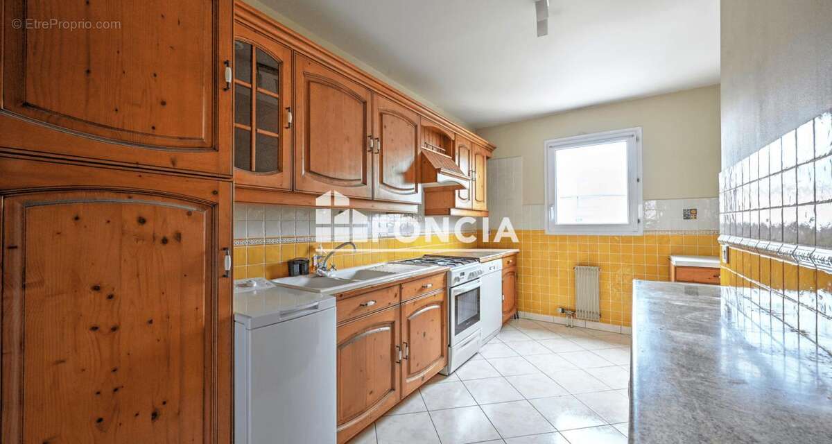 Appartement à ELANCOURT