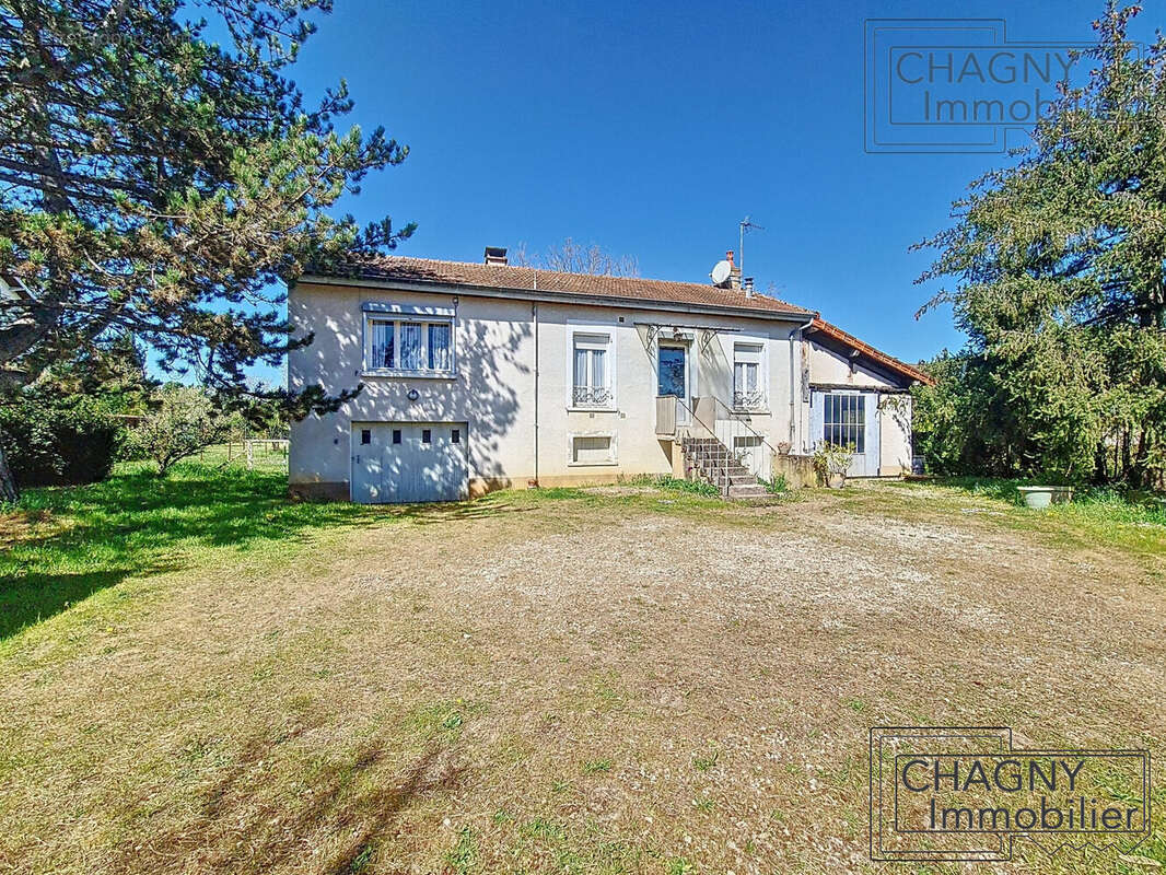 Maison à CORPEAU
