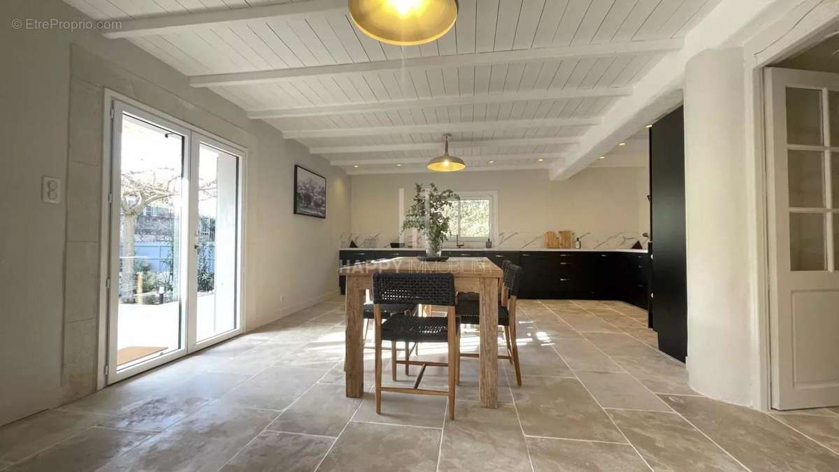 Maison à MAUSSANE-LES-ALPILLES