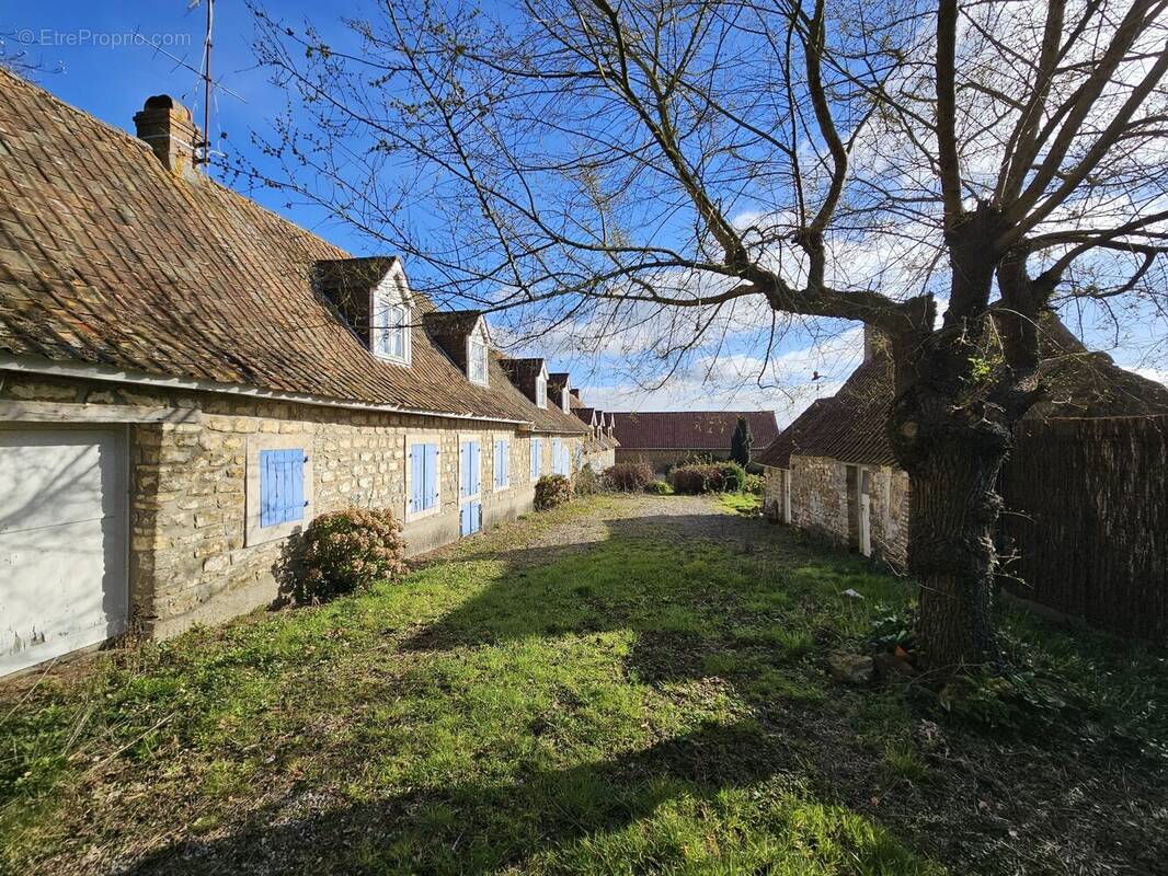 Maison à SAINT-MARTIN-BOULOGNE