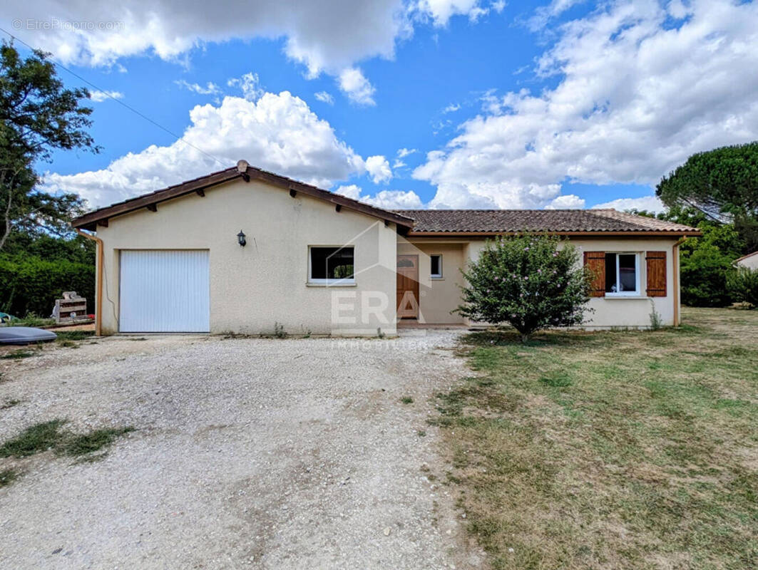 Maison à MONTPON-MENESTEROL
