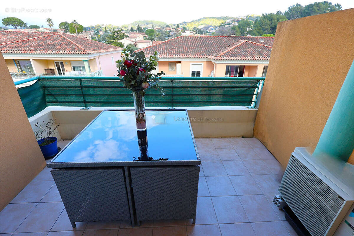Appartement à PEGOMAS
