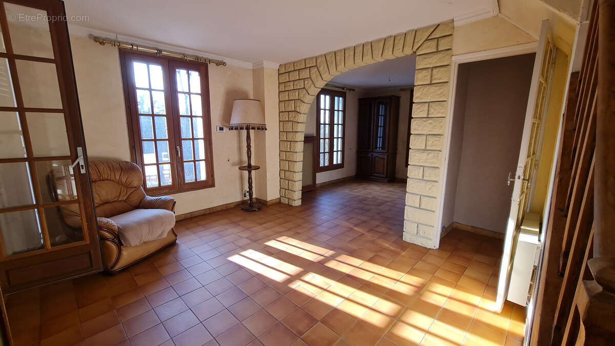 Maison à BURES-SUR-YVETTE