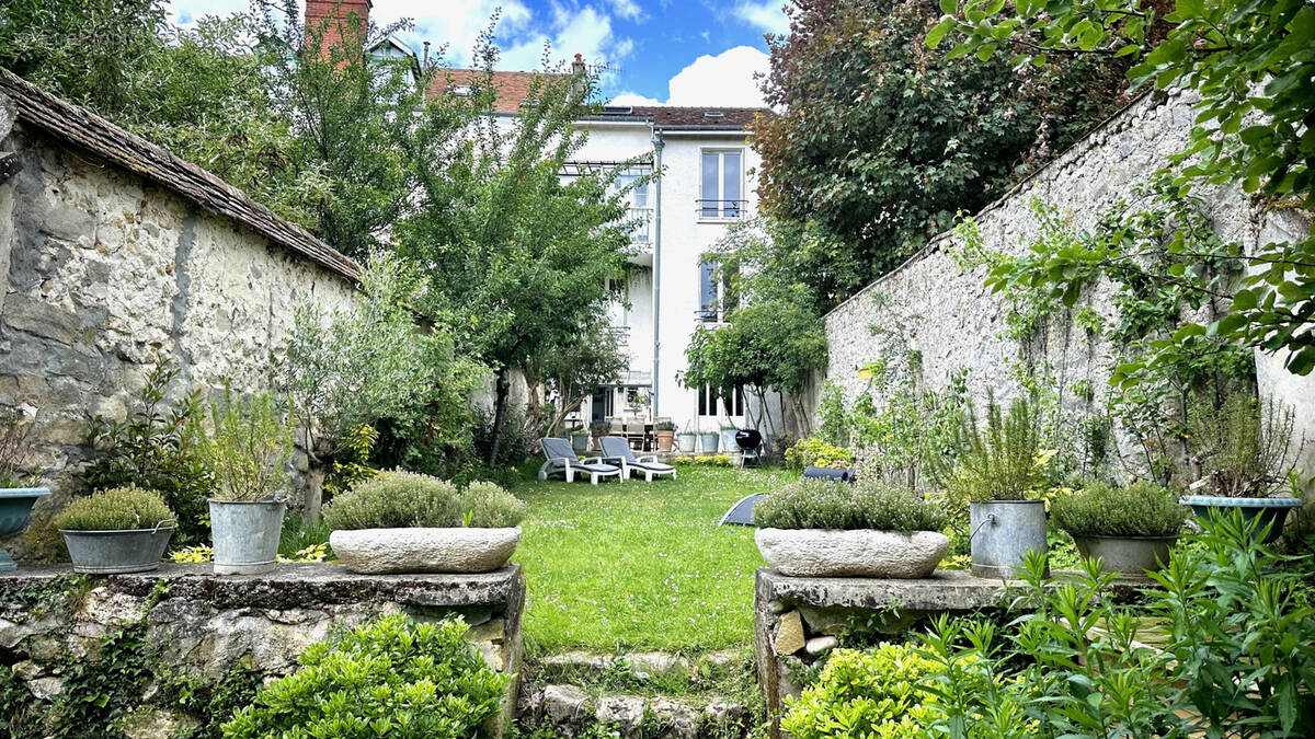 Maison à FONTAINEBLEAU