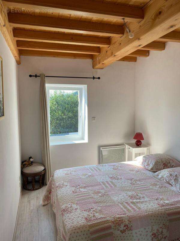 Maison à NOIRETABLE