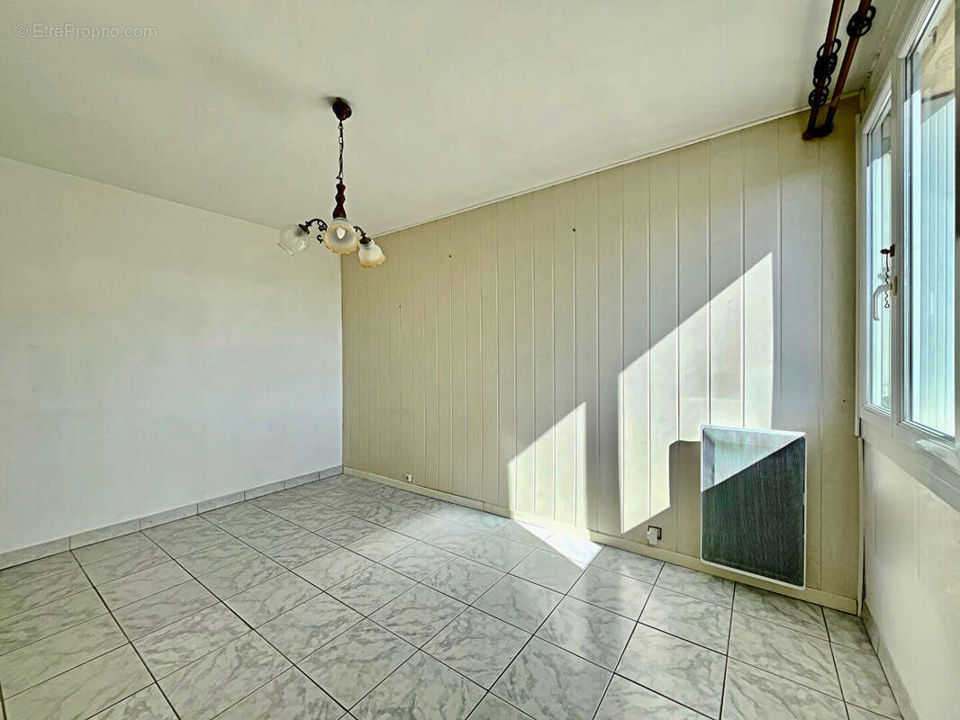 Appartement à SAINT-RAPHAEL