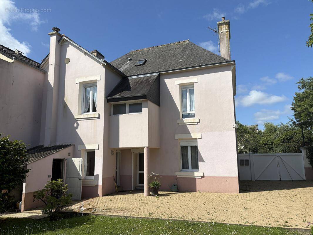 Maison à RIEC-SUR-BELON