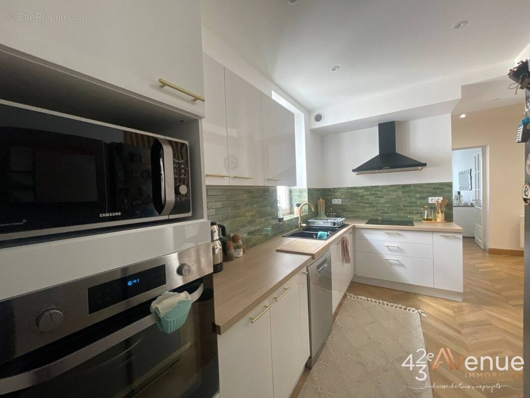 Appartement à SAINT-ETIENNE