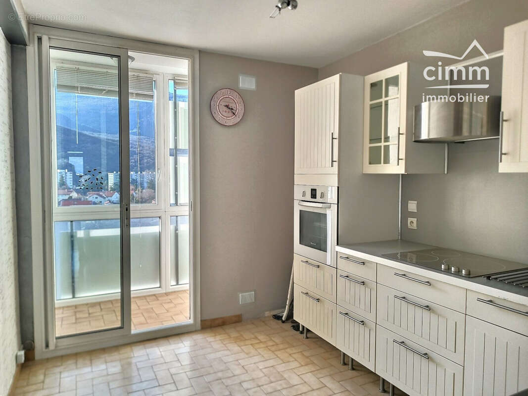 Appartement à SEYSSINET-PARISET