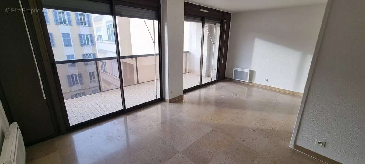 Appartement à NICE