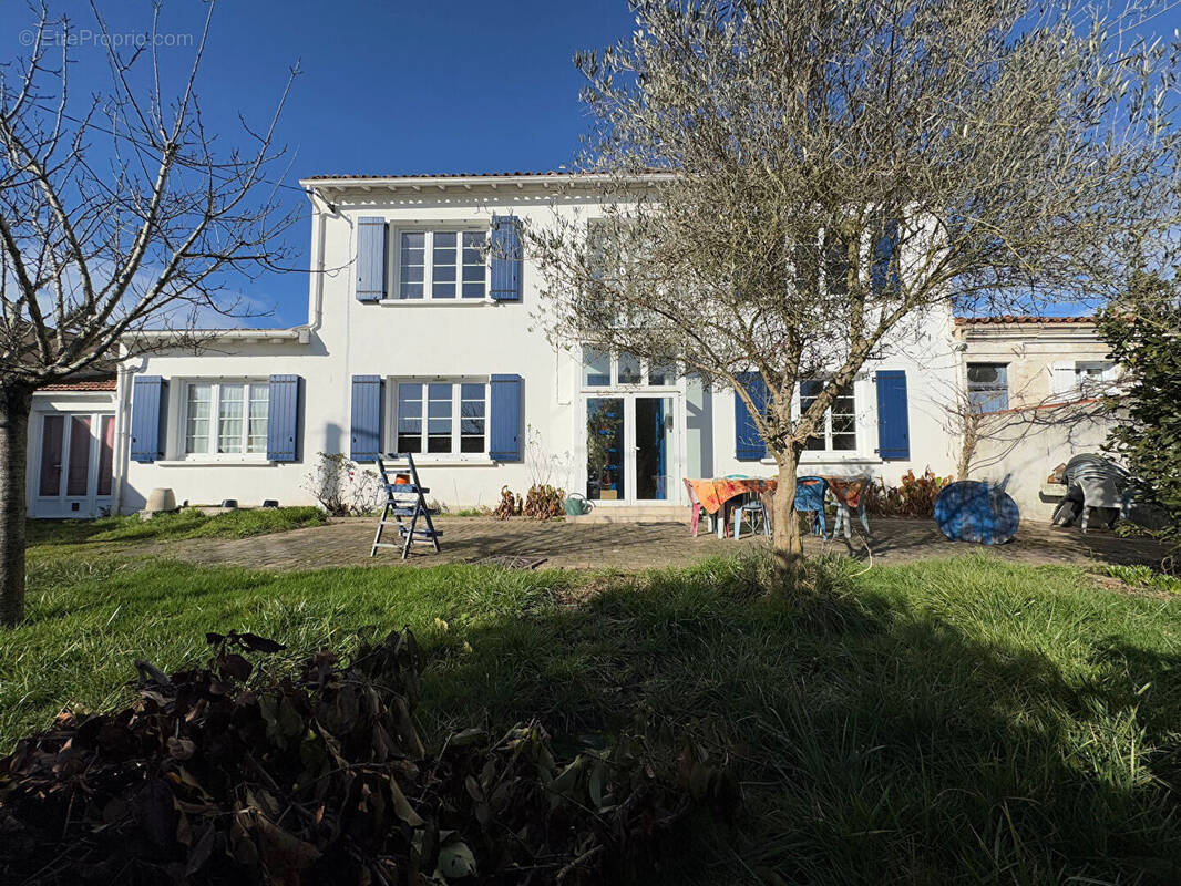 Maison à ROCHEFORT