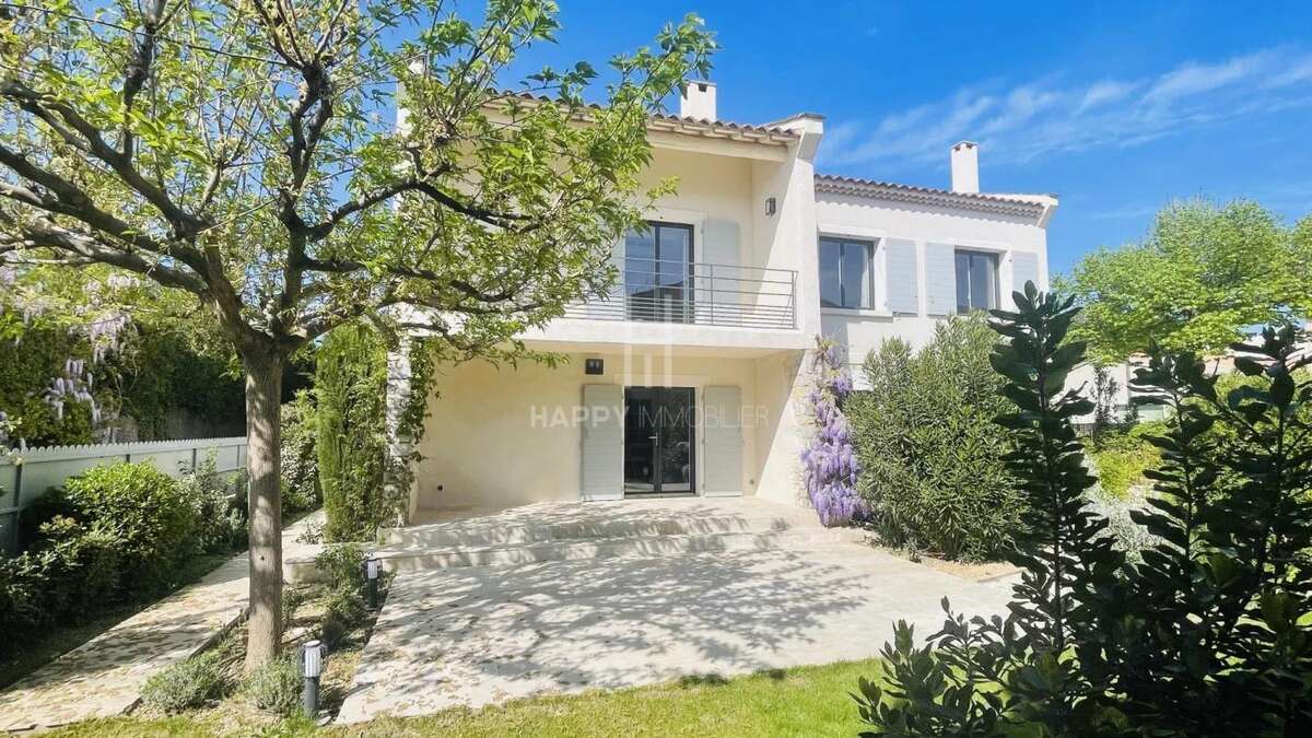 Maison à MAUSSANE-LES-ALPILLES