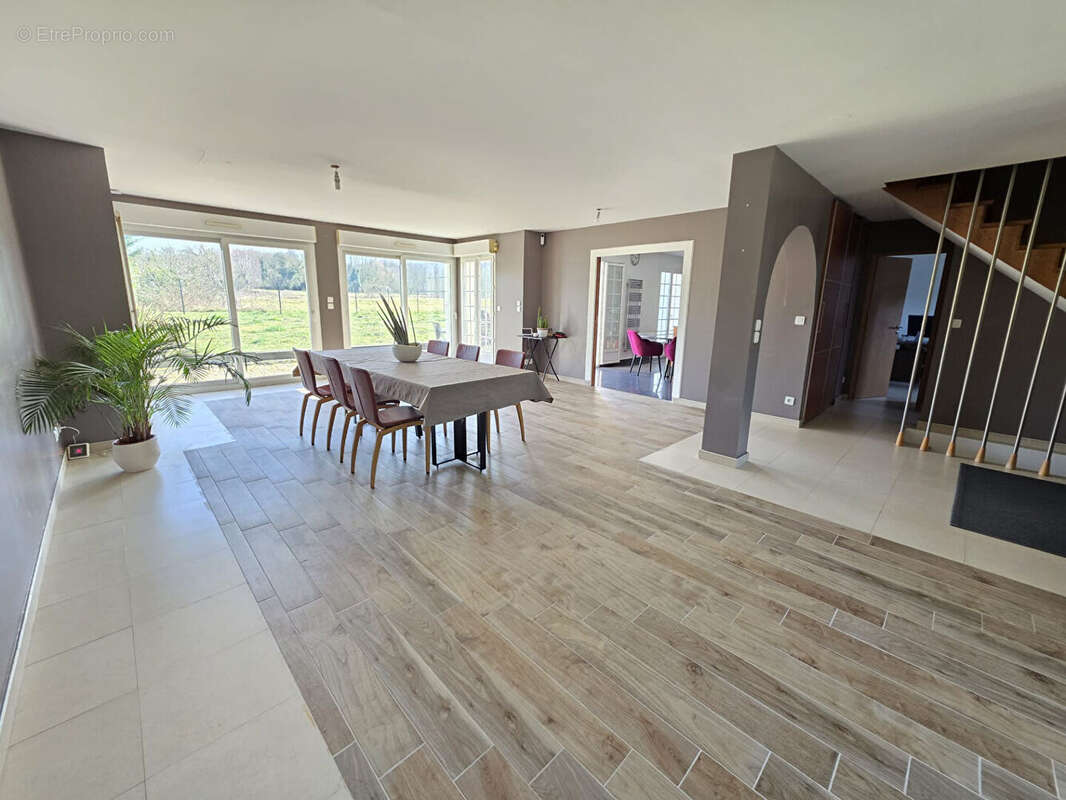 Maison à VIARMES