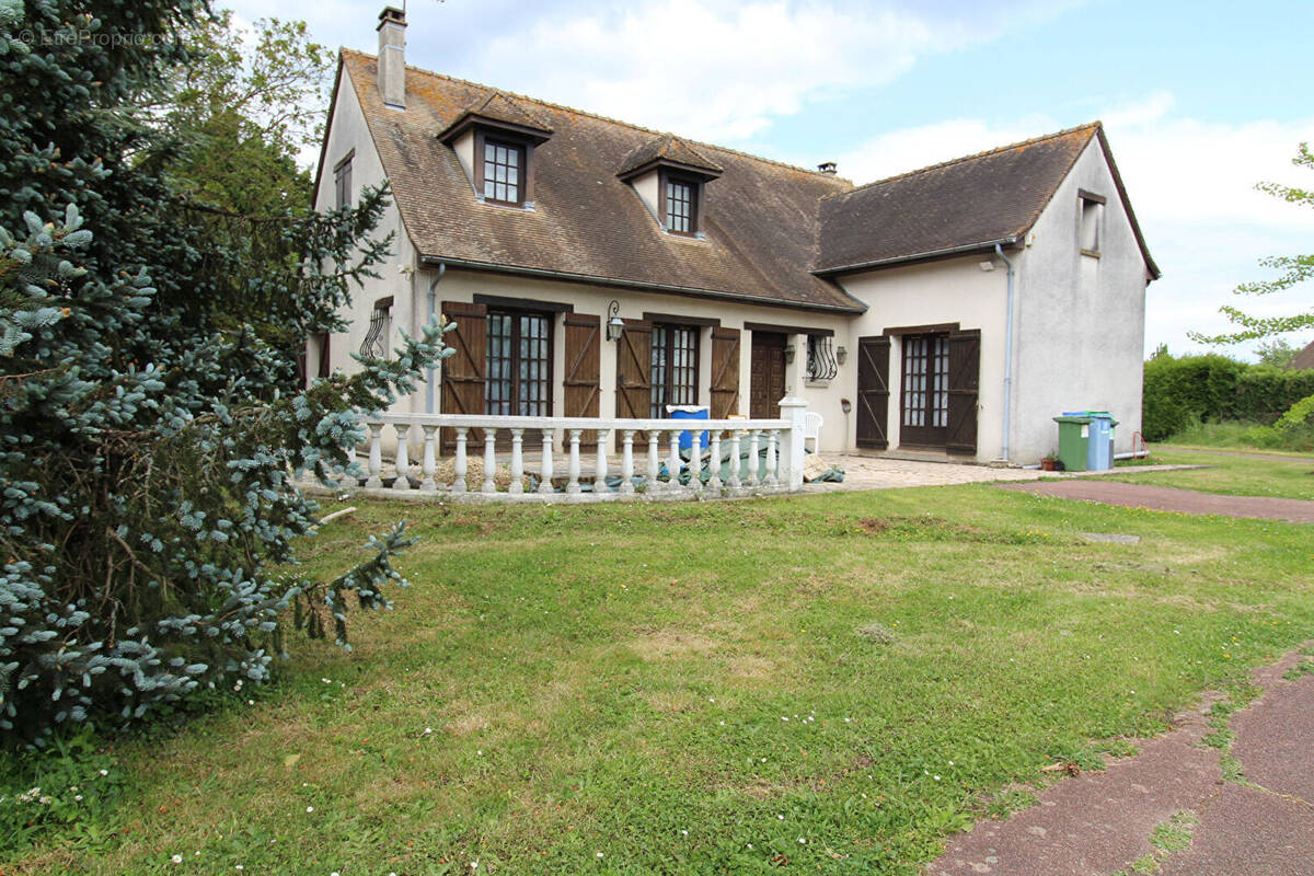 Maison à ABLIS