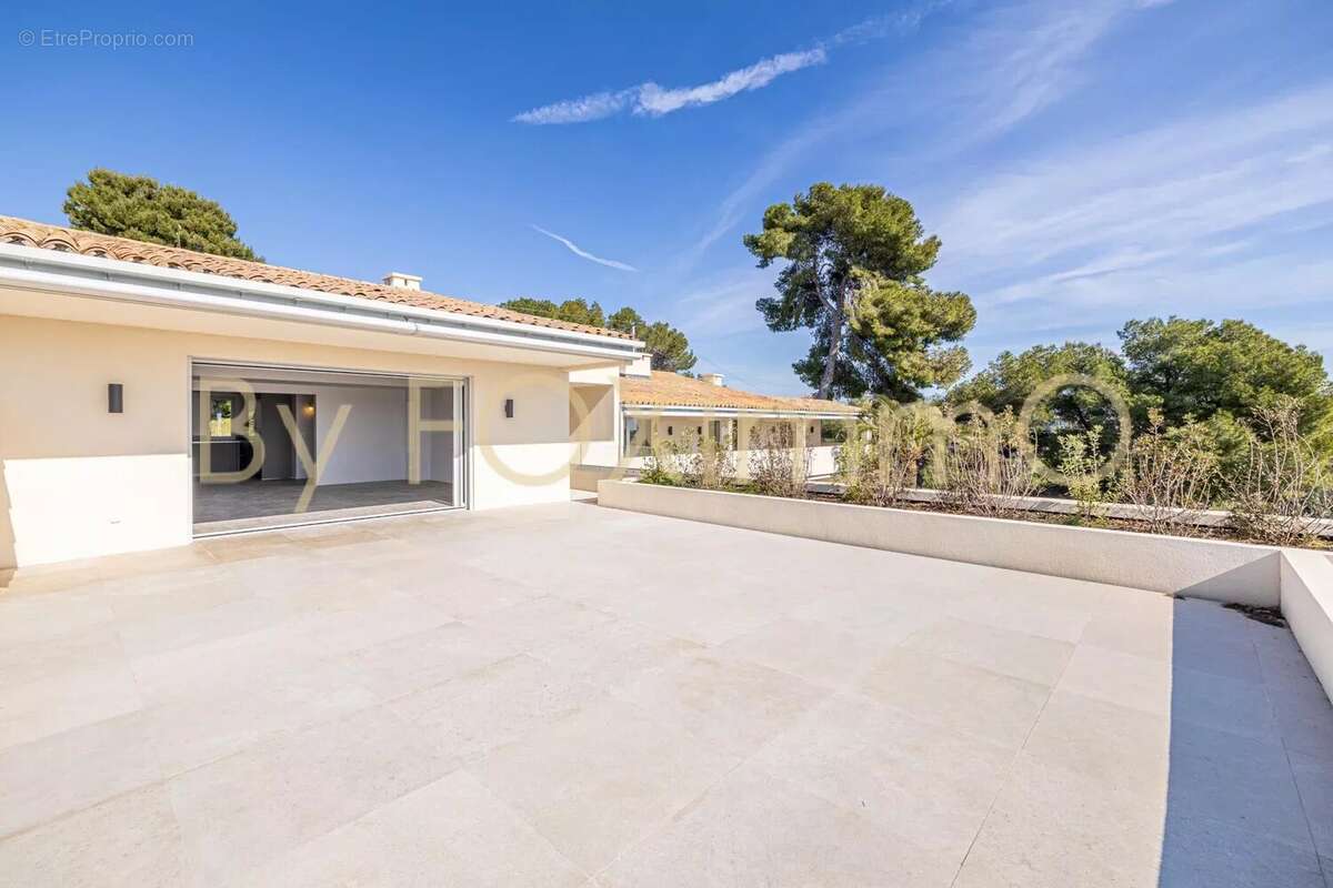 Appartement à CAGNES-SUR-MER